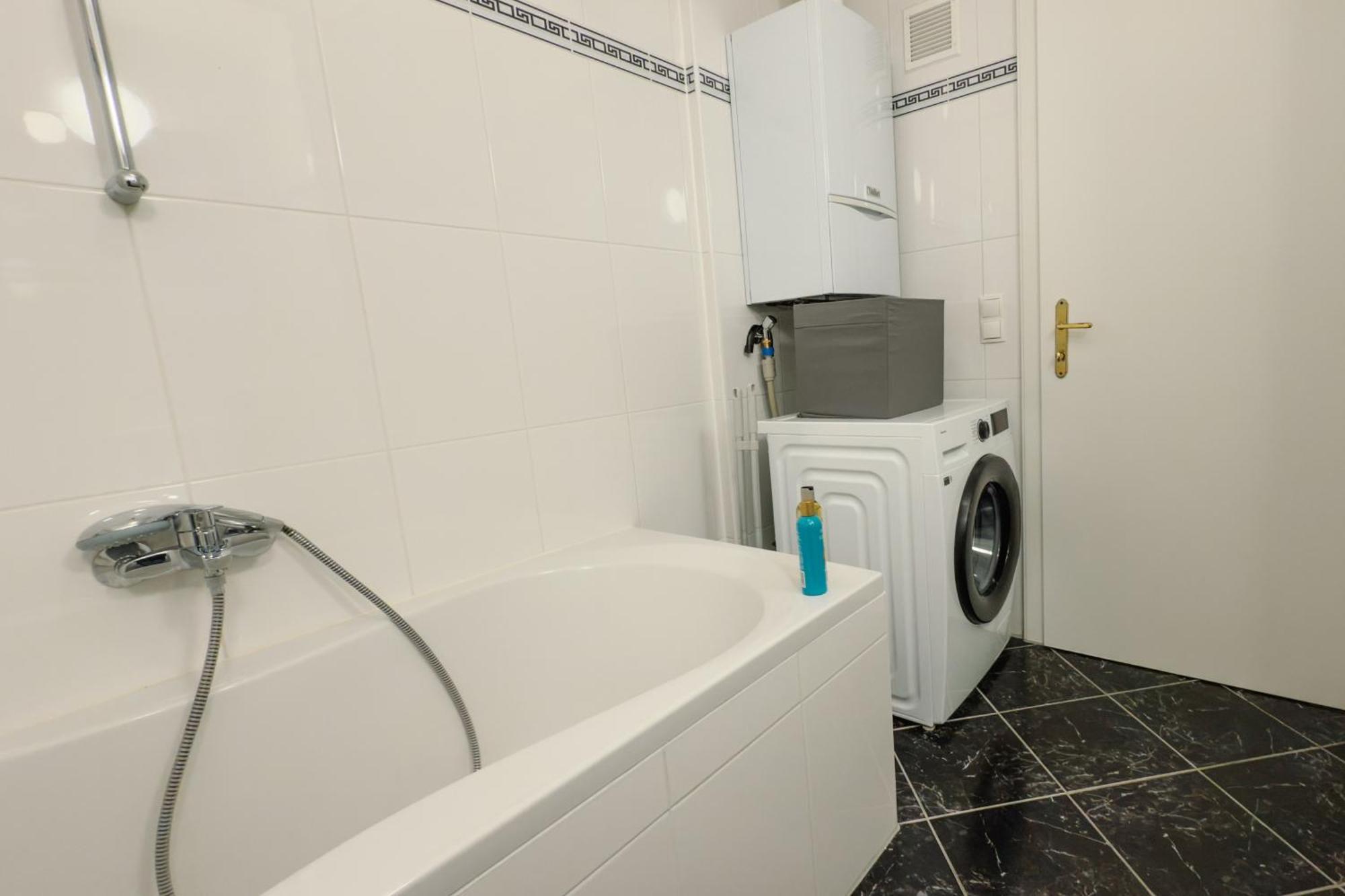 110Qm, 4 Bedrooms, Near Schoenbrunn - Axara Housing Osw 33 비엔나 외부 사진